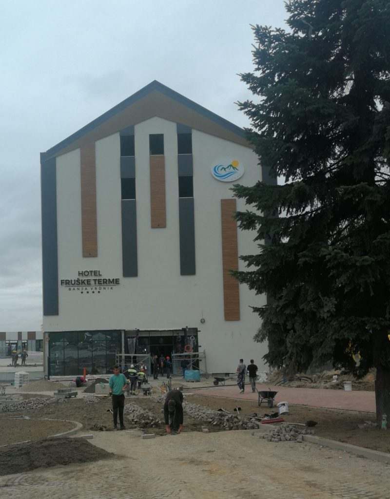 „Fruške Terme“ (hotelsko-turistički kompleks), Vrdnik